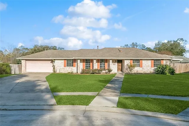 $2,700 | 7 Pearl Court, Kenner, LA 70065