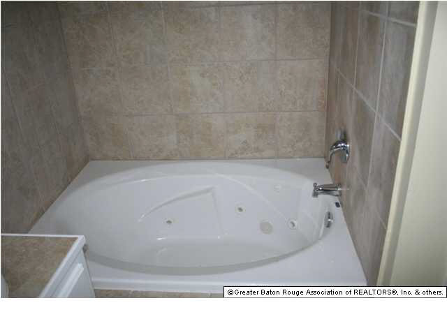 1957 Rhodes Avenue Baton Rouge, LA 70802 - Photo 3 of 12