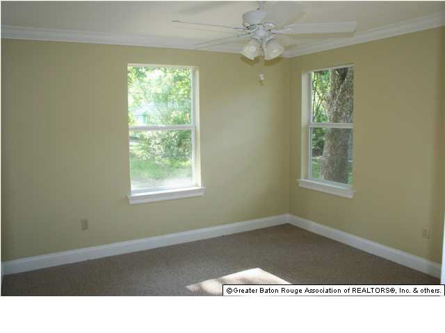 1957 Rhodes Avenue Baton Rouge, LA 70802 - Photo 9 of 12