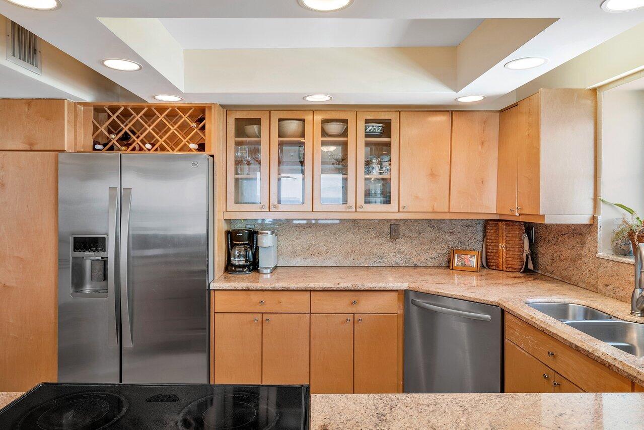 3000 South Ocean Boulevard, Unit 601 Boca Raton, FL 33432 - Photo 15 of 37 010-3000SouthOceanBoulevard-BocaRaton-FL