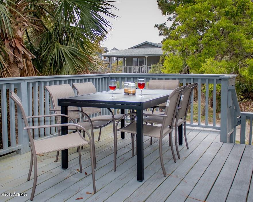 720 Seahorse Road Fripp Island, SC 29920 - Photo 2 of 26 Saehorse180415-8930