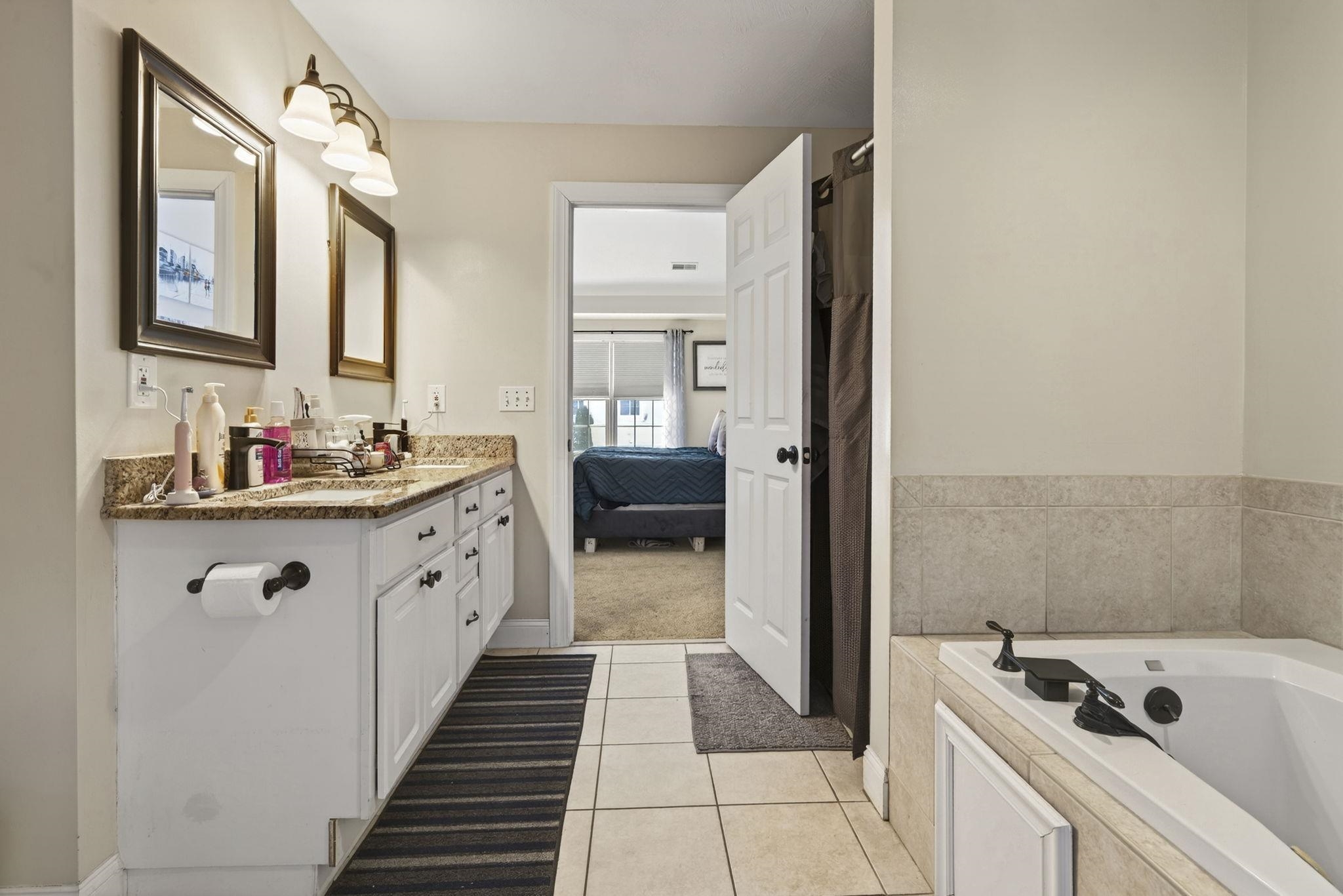 1 Scenic Lane Hudson, NH 03051 - Photo 27 of 60