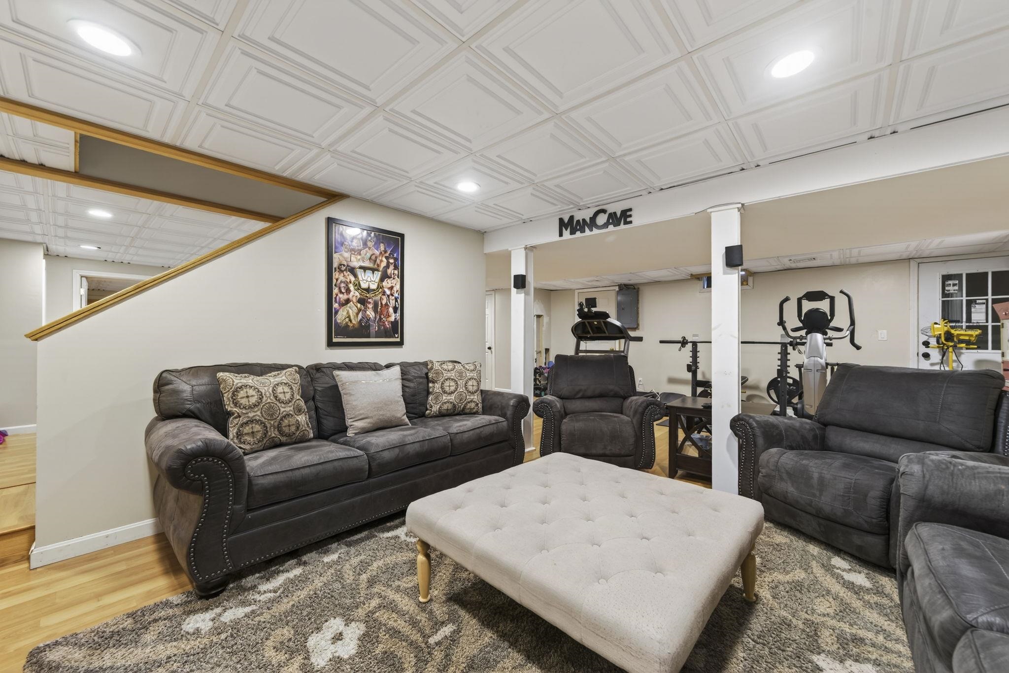 1 Scenic Lane Hudson, NH 03051 - Photo 40 of 60