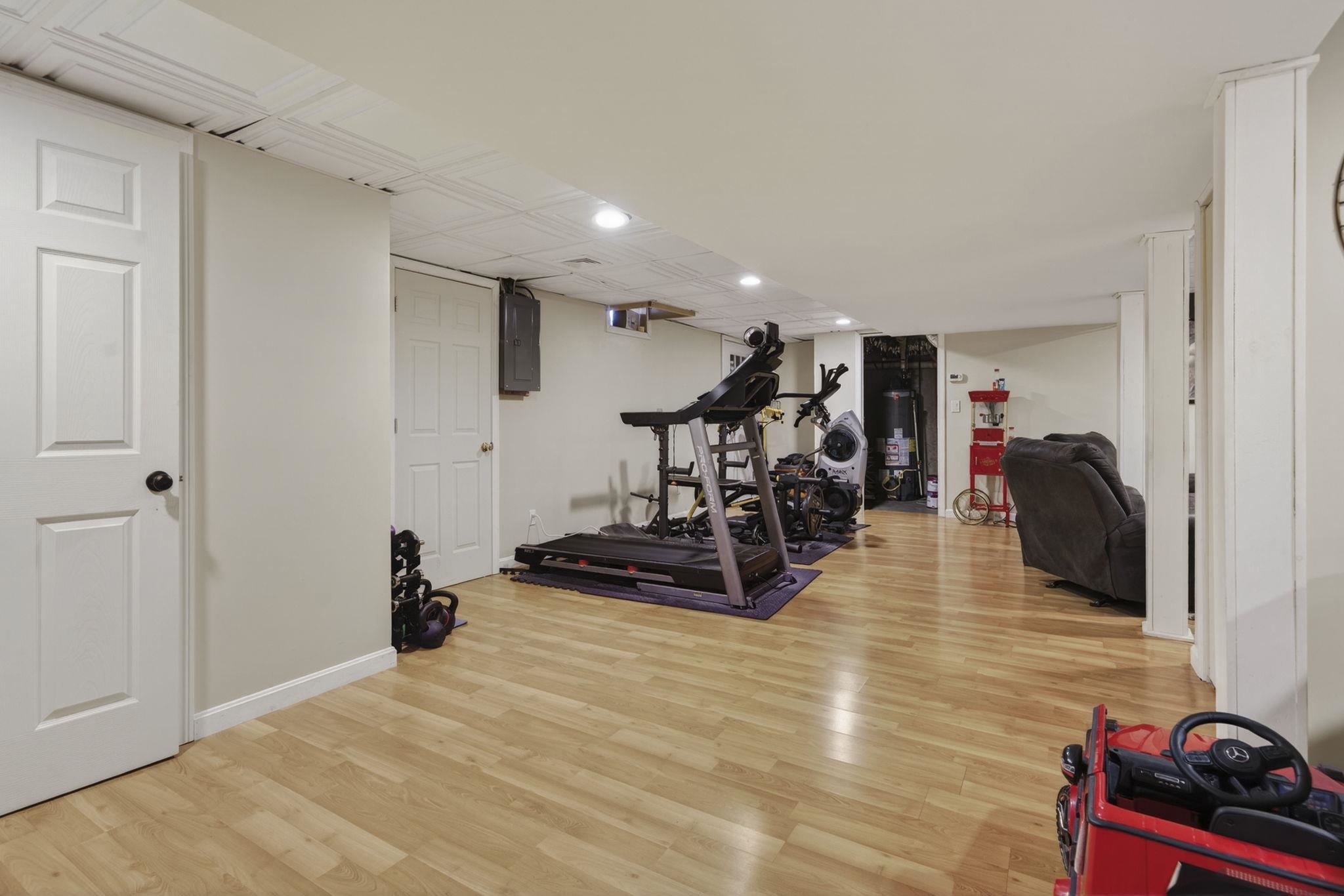 1 Scenic Lane Hudson, NH 03051 - Photo 44 of 60