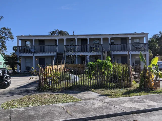 $1,100 | 2322 Stone Street, Unit 5, Melbourne, FL 32901