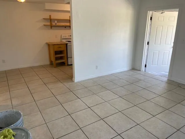 $1,100 | 2322 Stone Street, Unit 5, Melbourne, FL 32901