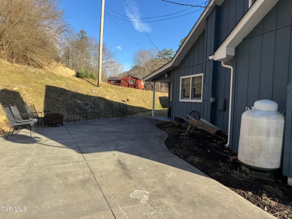 $144,500 | 9629 Meade Fork Road, Pound, VA 24279