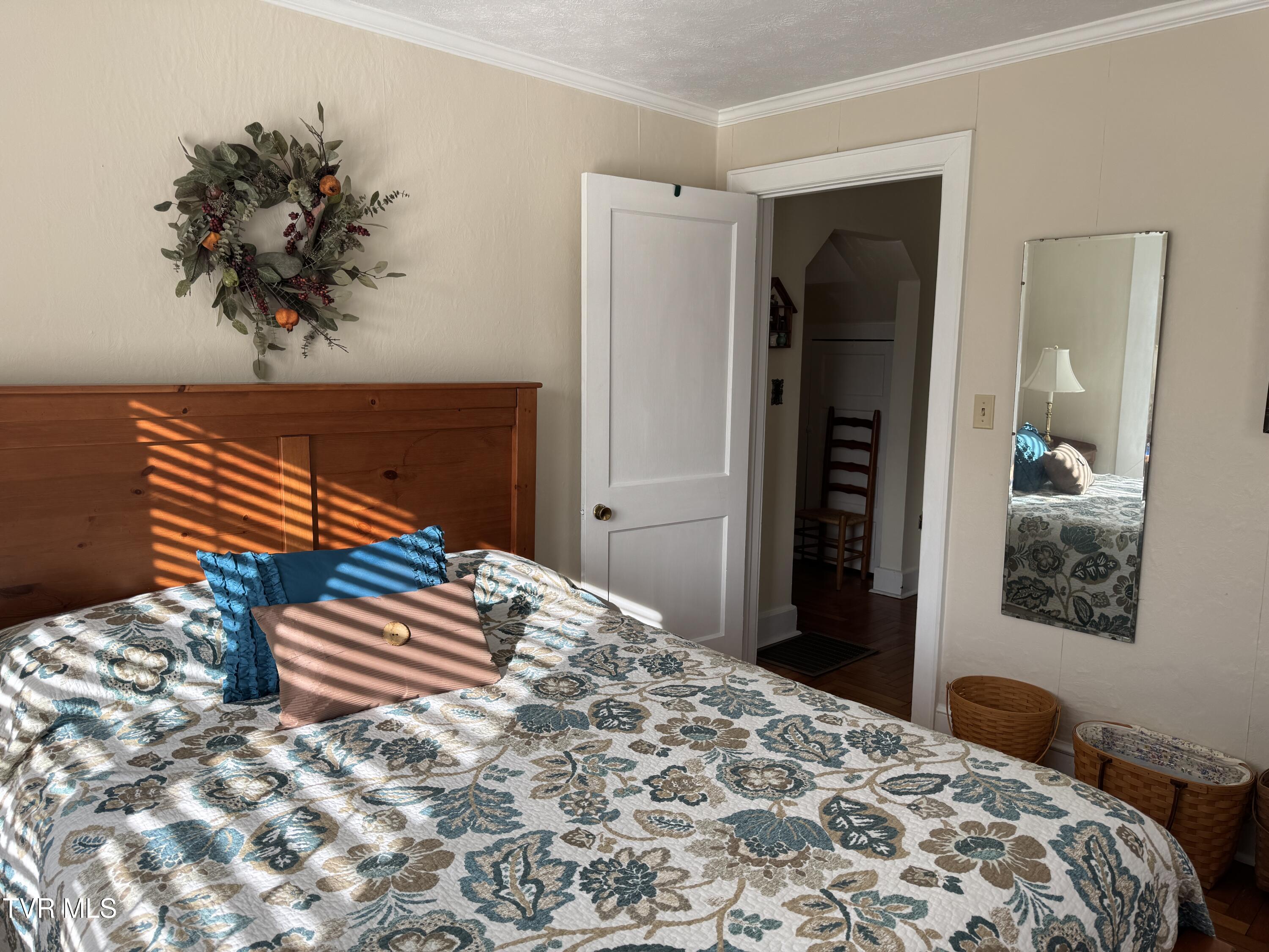 9629 Meade Fork Road Pound, VA 24279 - Photo 7 of 27 IMG_5416