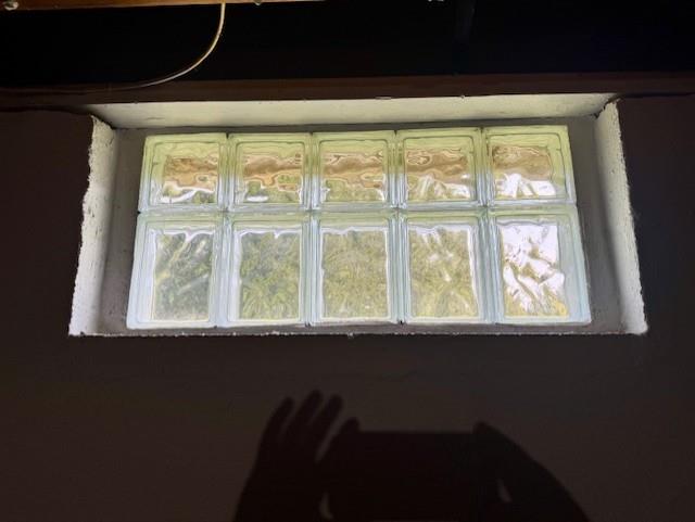 982 Smith Road New Castle, PA 16105 - Photo 17 of 29 a view of a window in a room