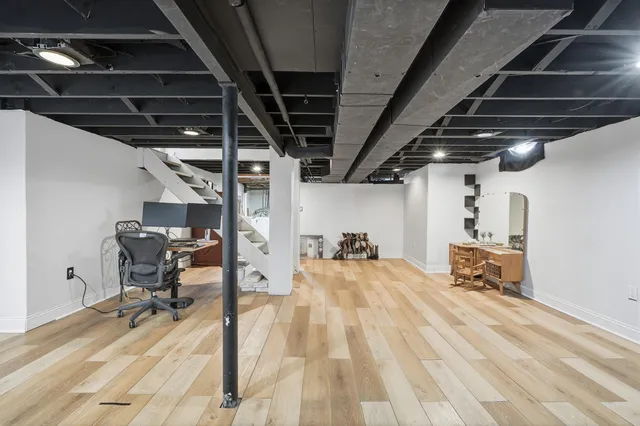 $319,900 | 750 Southampton Court, Auburn Hills, MI 48326