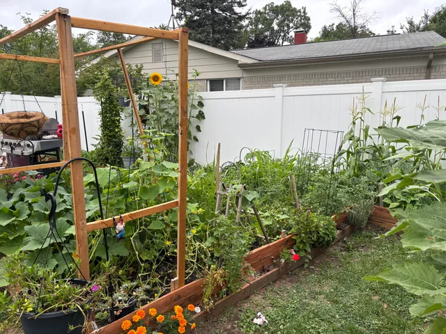 $319,900 | 750 Southampton Court, Auburn Hills, MI 48326