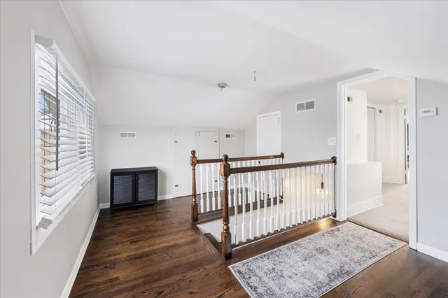 $695,000 | 272 North Willow Road, Elmhurst, IL 60126