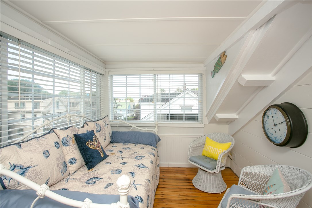 42 Kay Street, Unit 5 Newport, RI 02840 - Photo 8 of 34 Sun porch has 3 sides of windows, west, south and east.