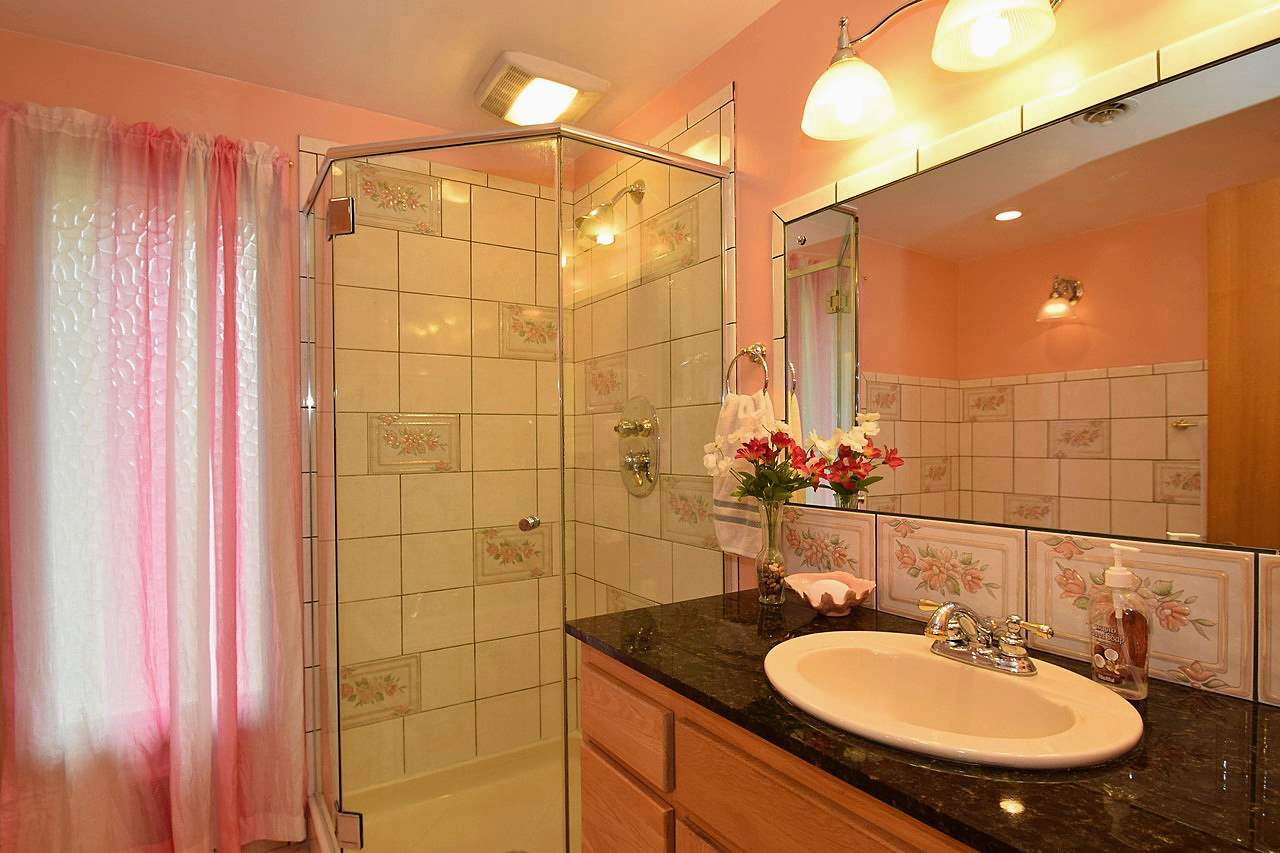 4004 West Taft Drive Spokane, WA 99208 - Photo 8 of 20