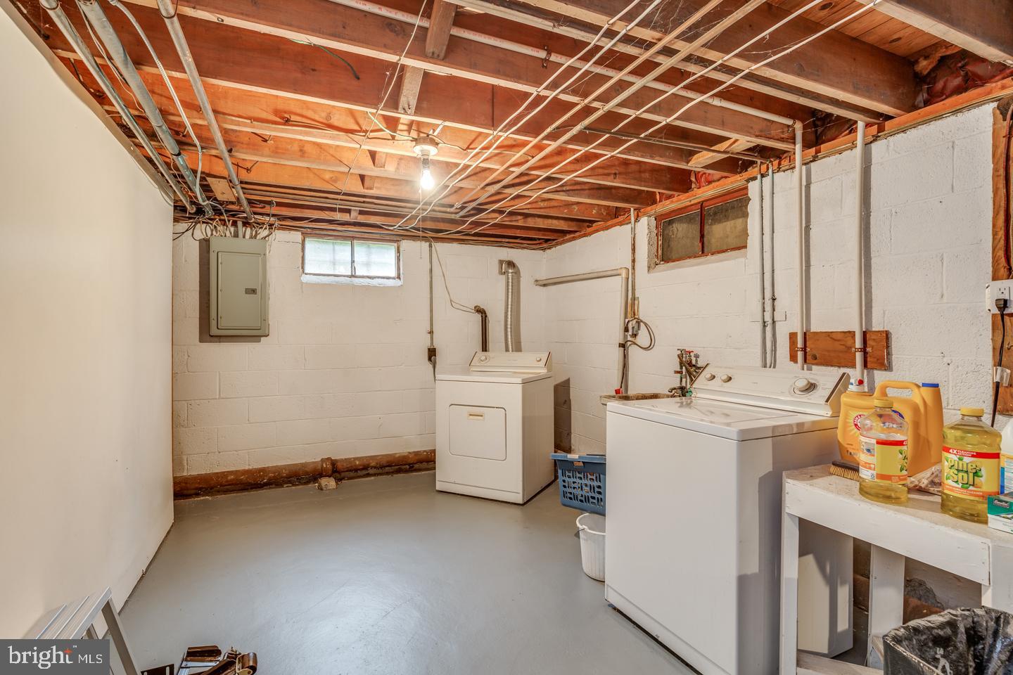 18 Evergreen Road Stratford, NJ 08084 - Photo 25 of 28 Laundry