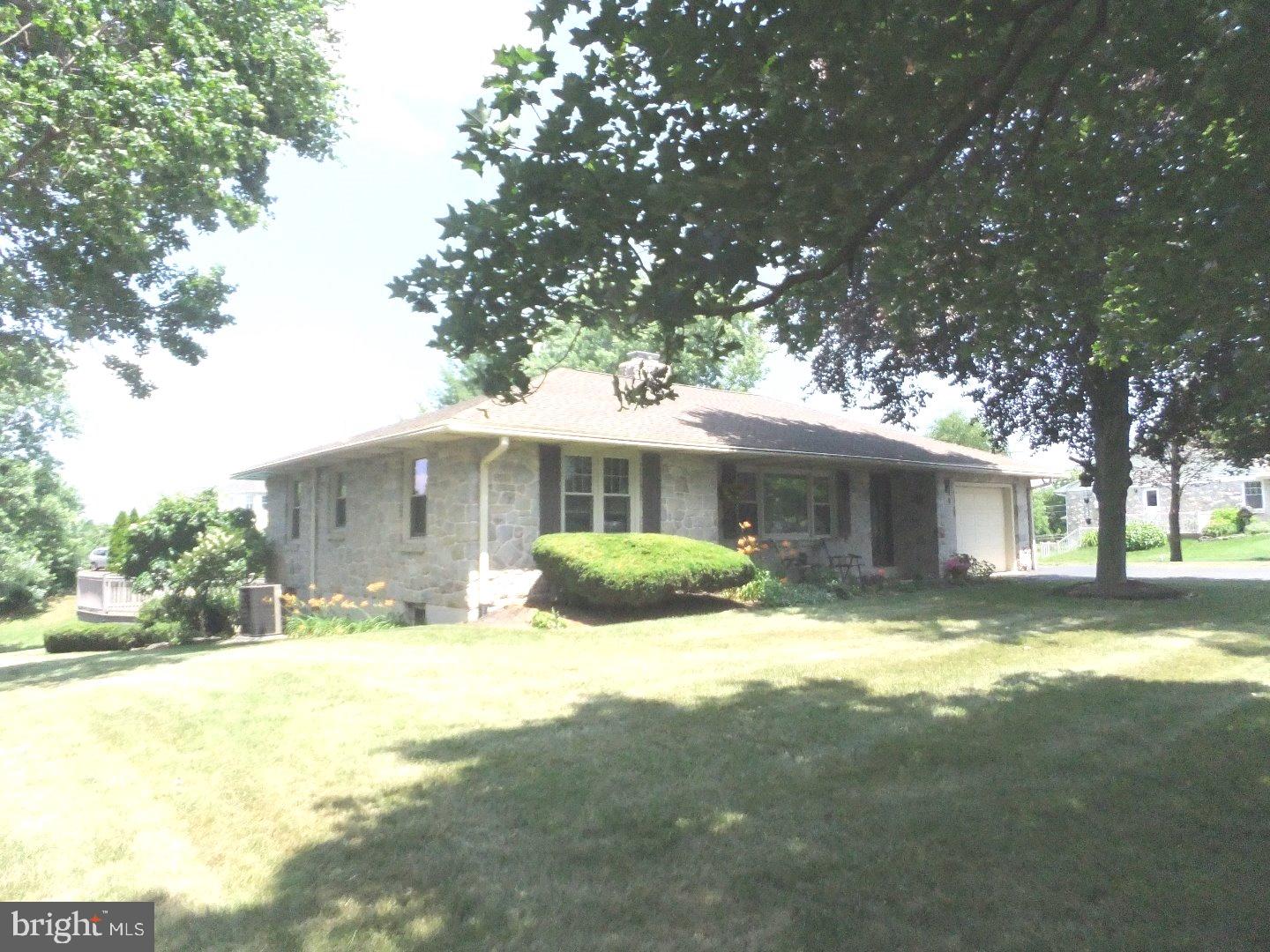 445 Buchert Road Pottstown, PA 19464 - Photo 2 of 22 Gallery Image 2