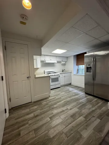 $2,100 | 250 Broad Avenue, Unit GRD, Leonia, NJ 07605