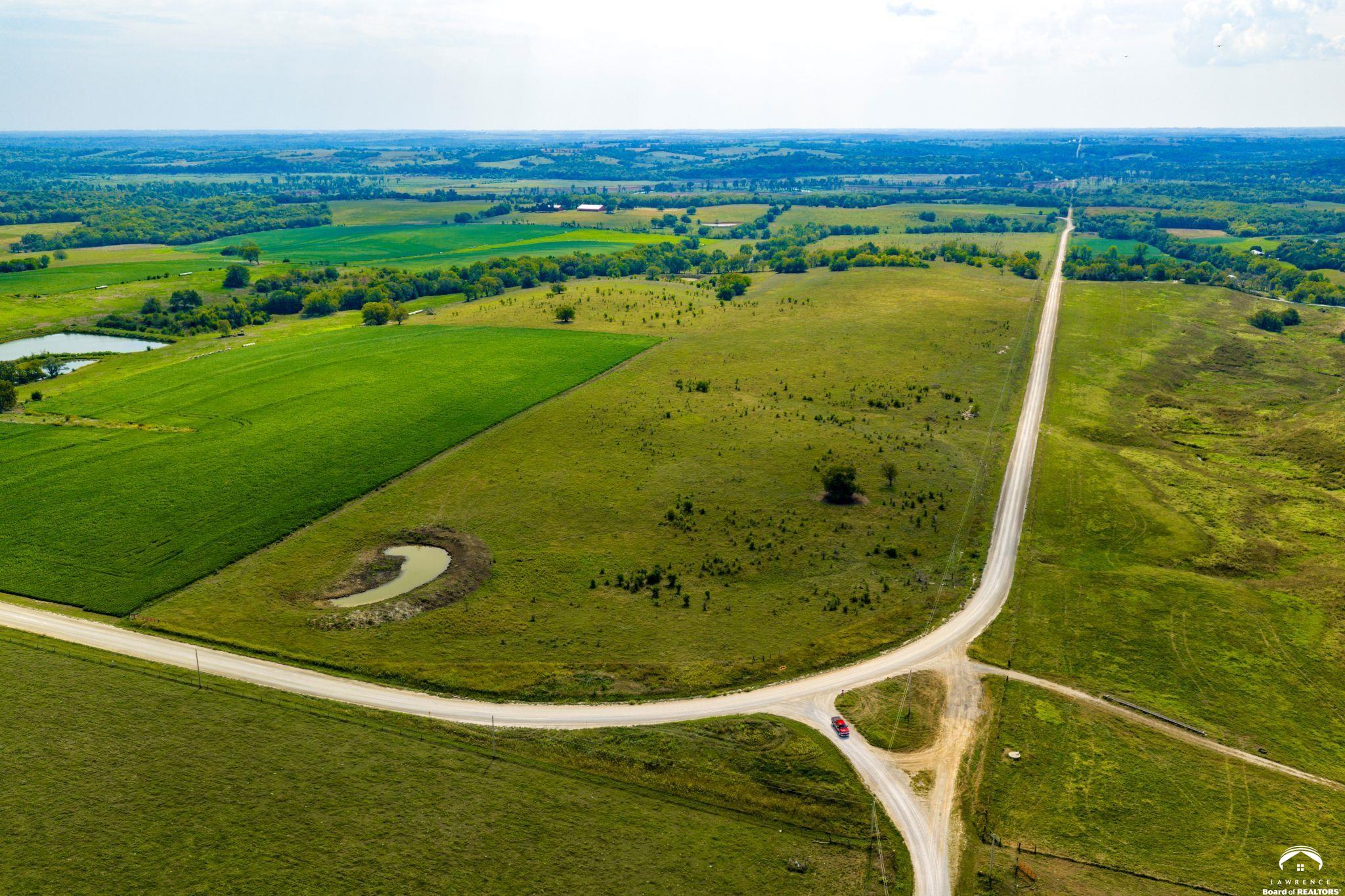 105 North 1250 Road Berryton, KS 66409 - Photo 6 of 23