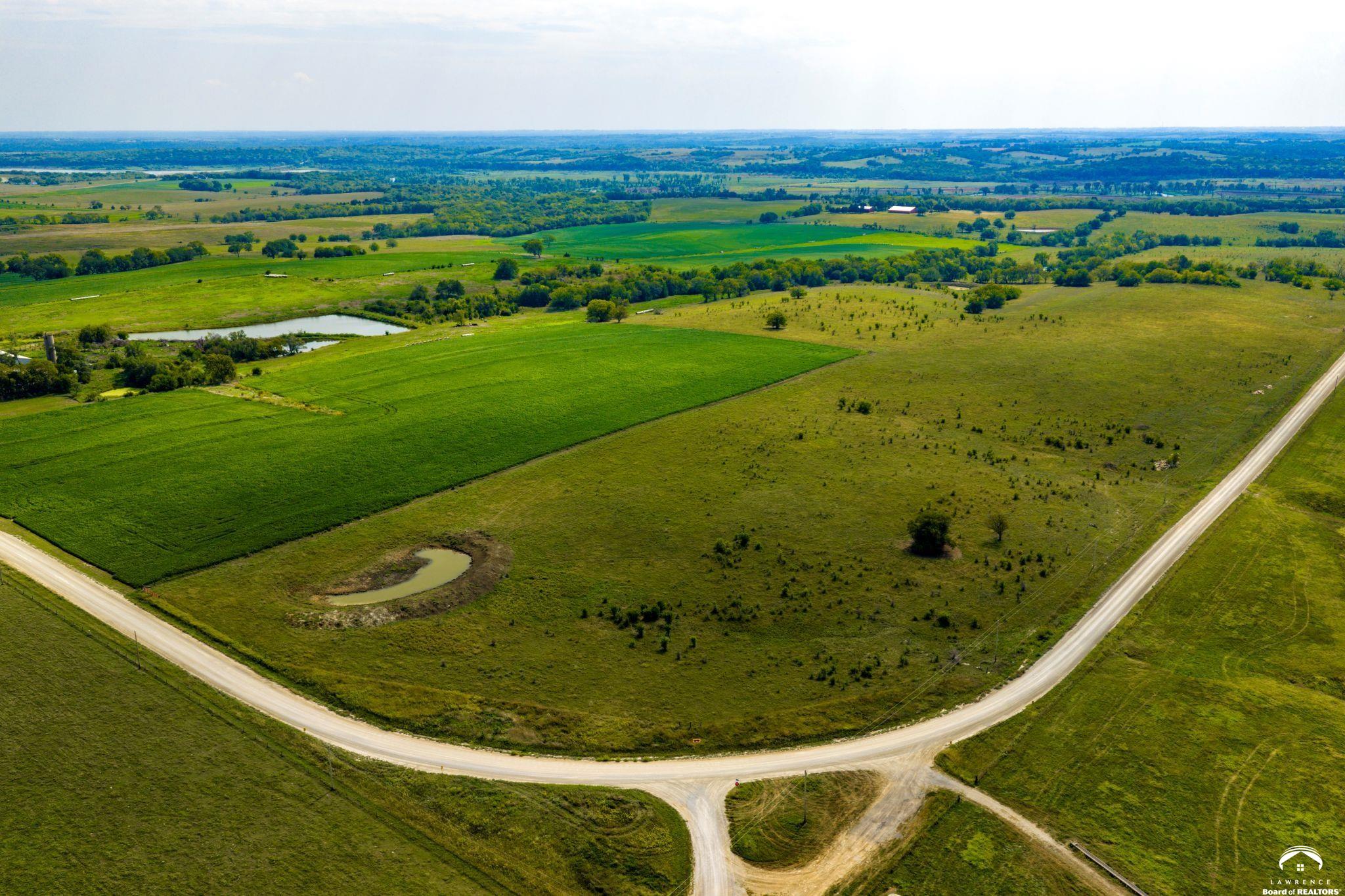 105 North 1250 Road Berryton, KS 66409 - Photo 7 of 23