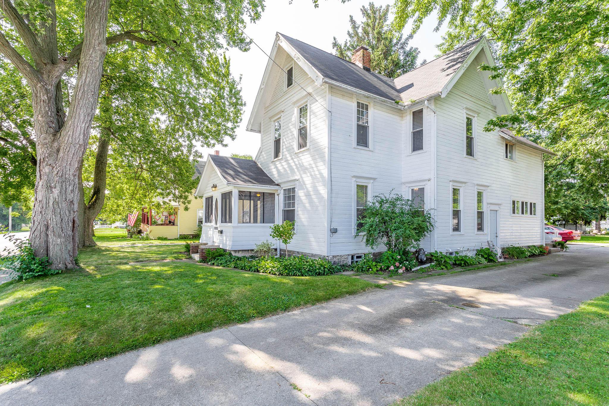 422 Cleveland Road West Huron, OH 44839 - Photo 4 of 37 Gallery Image 4
