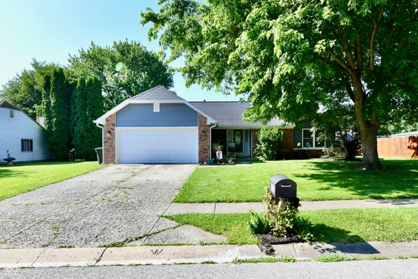 $310,000 | 153 West Foxwood Drive, Brownsburg, IN 46112