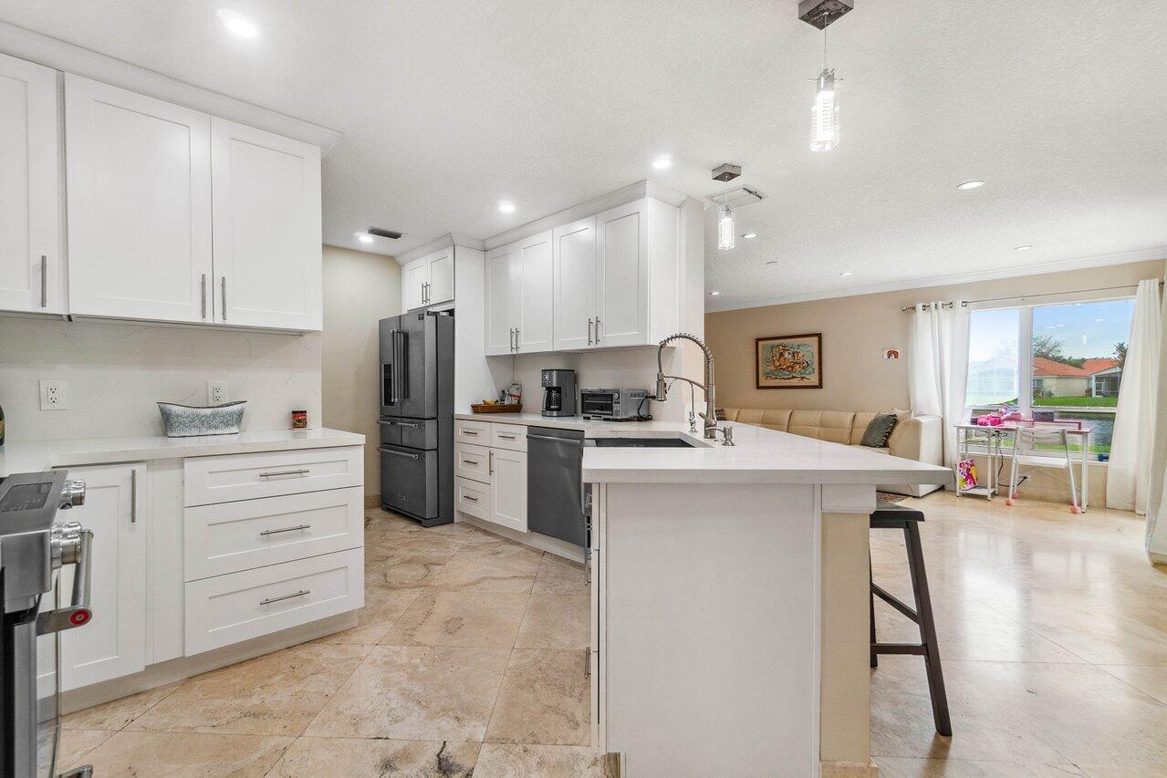 23312 Costa Del Sol Boulevard Boca Raton, FL 33433 - Photo 11 of 51 012-23312CostaDelSolBoulevard-BocaRaton-