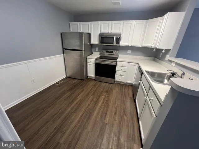 $470,000 | 13514 Crusader Way, Germantown, MD 20874