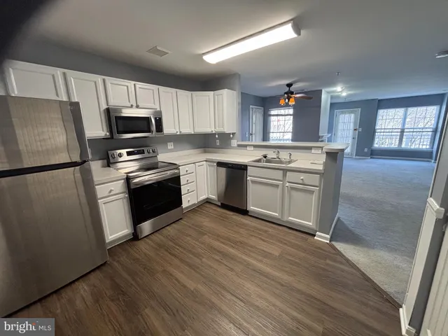 $470,000 | 13514 Crusader Way, Germantown, MD 20874