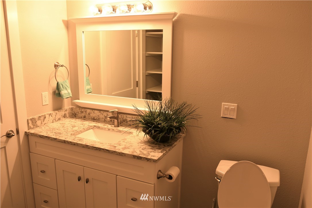 20114 45th Drive Southeast Bothell, WA 98012 - Photo 13 of 28 Gallery Image 13