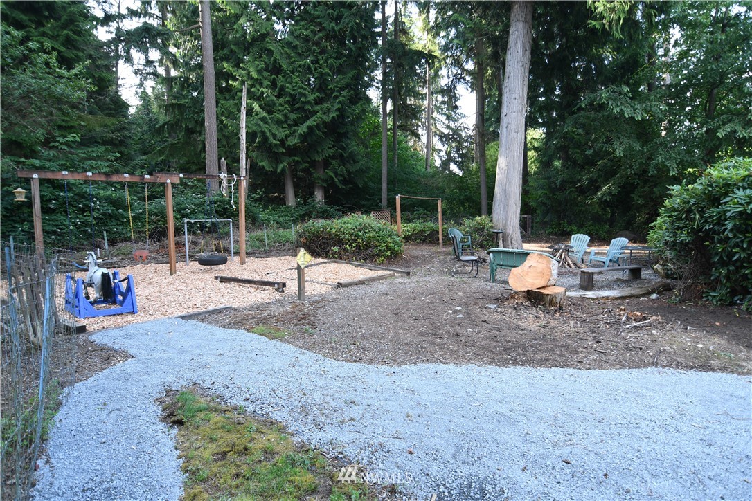 20114 45th Drive Southeast Bothell, WA 98012 - Photo 27 of 28 Gallery Image 27