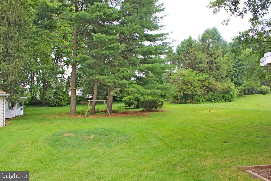 2122 Oreville Road Lancaster, PA 17601 - Photo 18 of 23 Gallery Image 18