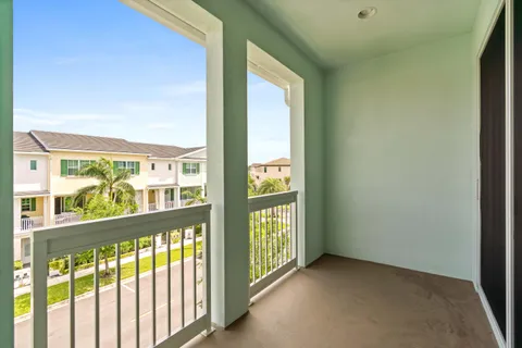$929,000 | 5210 Beckman Terrace, Palm Beach Gardens, FL 33418