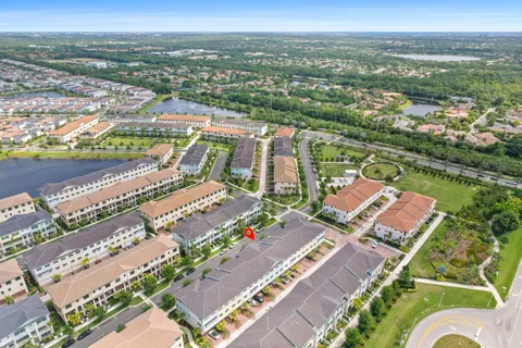 $929,000 | 5210 Beckman Terrace, Palm Beach Gardens, FL 33418