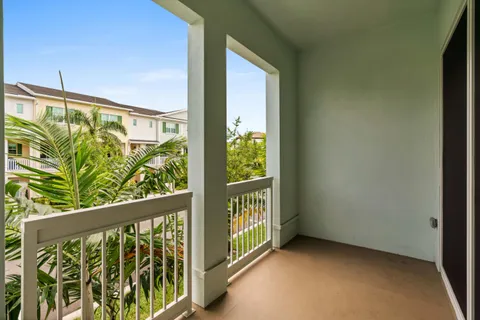 $929,000 | 5210 Beckman Terrace, Palm Beach Gardens, FL 33418