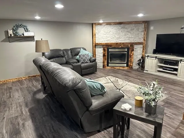 $198,900 | 537 Cedar Avenue, Westbrook, MN 56183