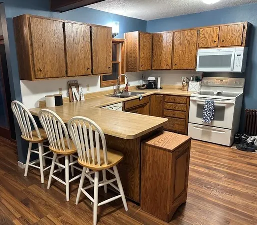 $187,999 | 537 Cedar Avenue, Westbrook, MN 56183