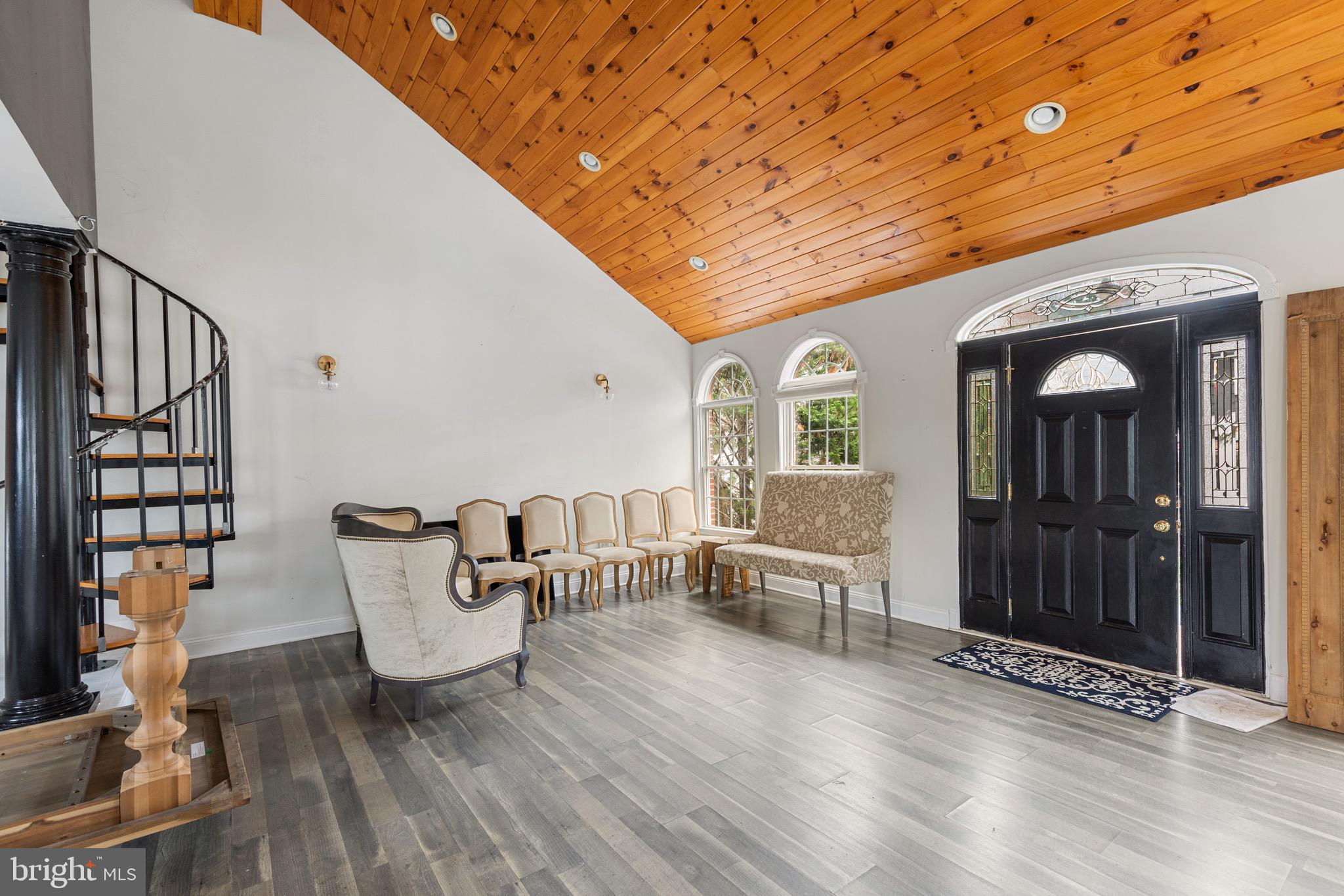 1610 Foxhall Road Northwest Washington, DC 20007 - Photo 13 of 22