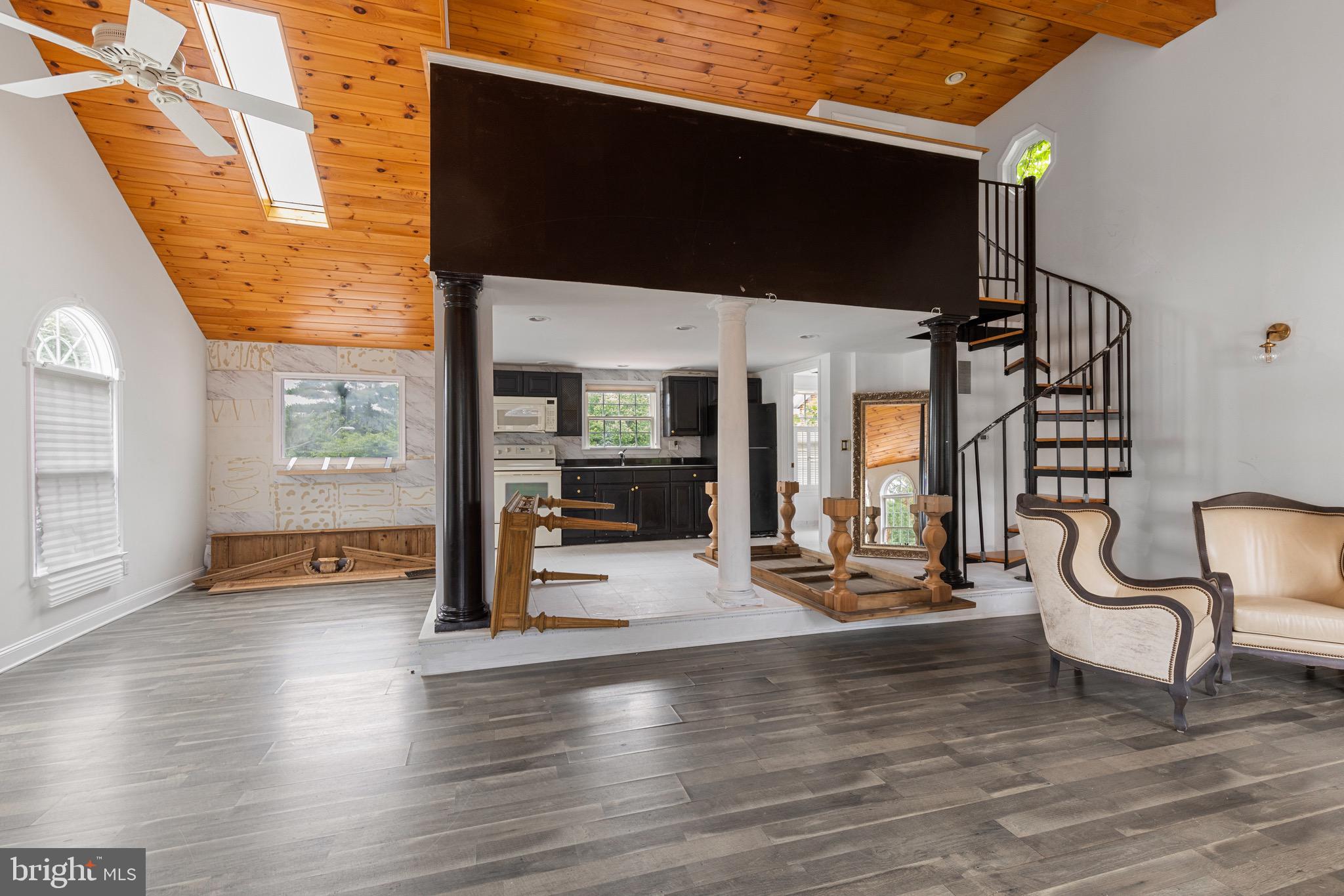 1610 Foxhall Road Northwest Washington, DC 20007 - Photo 10 of 22