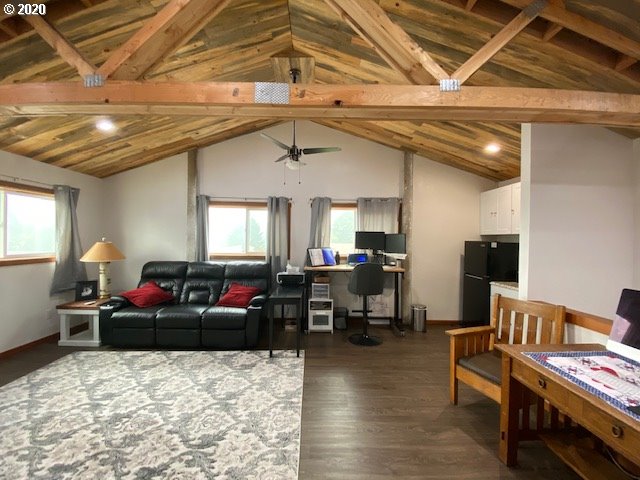 16280 South Stoltz Road Oregon City, OR 97045 - Photo 22 of 32 Gallery Image 22