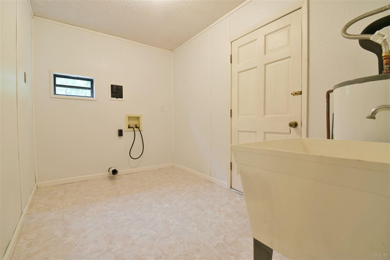 7035 Frank Reeder Road Pensacola, FL 32526 - Photo 38 of 47 Gallery Image 38