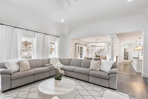 $775,000 | 103 Keeneland Circle, Leominster, MA 01453