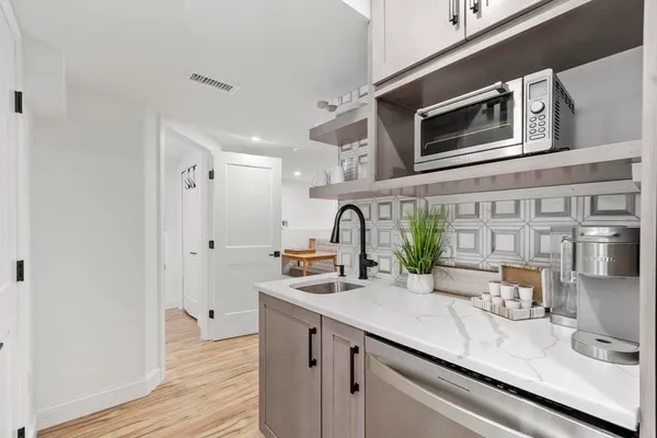 $775,000 | 103 Keeneland Circle, Leominster, MA 01453