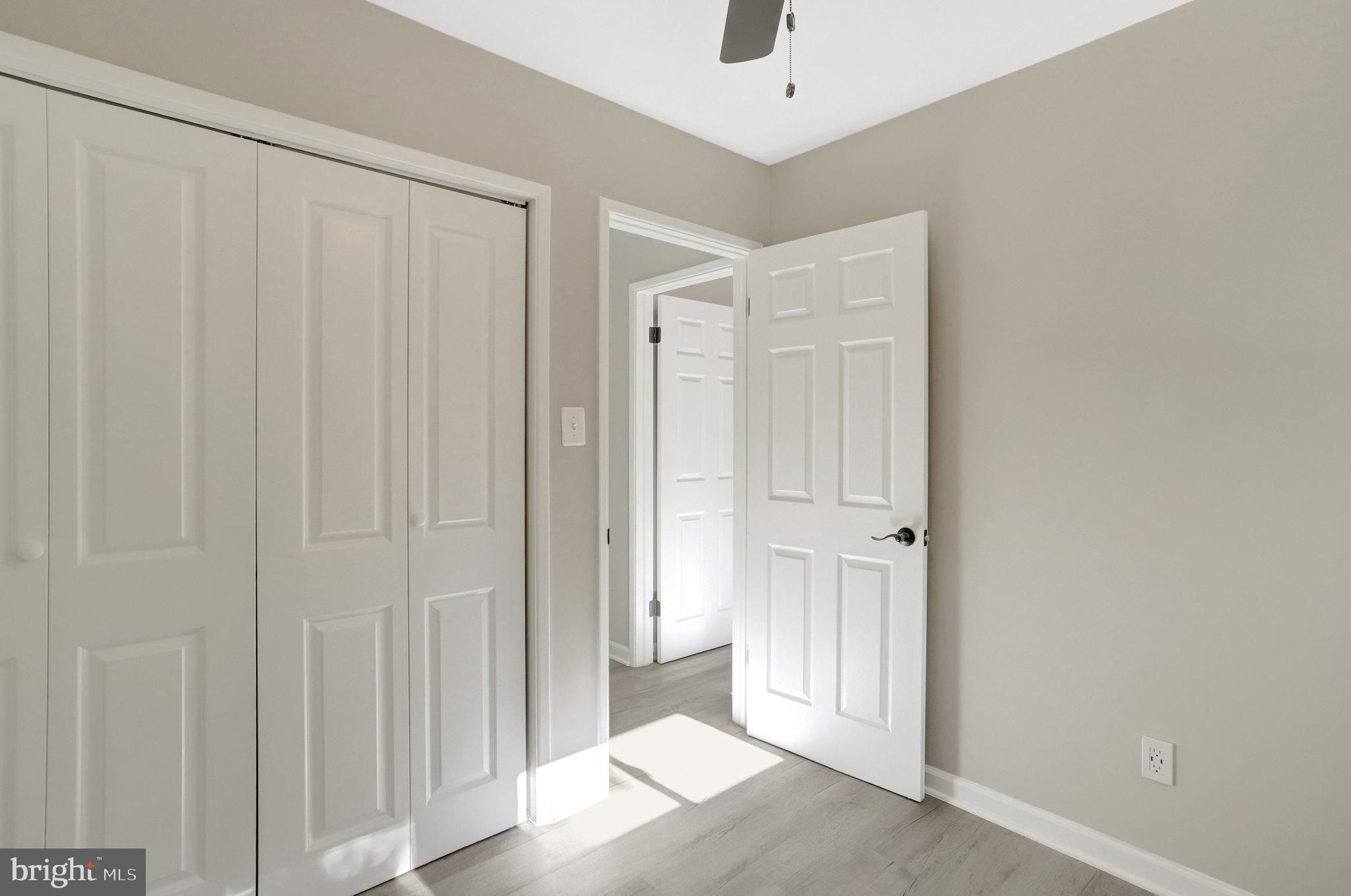 5301 Ferndale Street Springfield, VA 22151 - Photo 20 of 32 a view of a bathroom with a shower