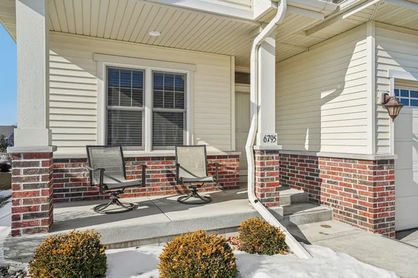 $525,000 | 6795 Village Walk Lane, DeForest, WI 53532