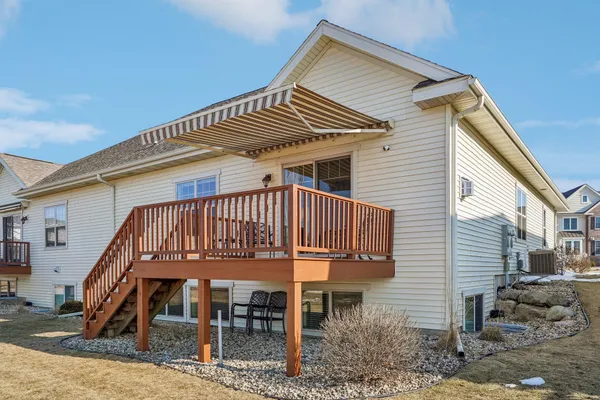 $525,000 | 6795 Village Walk Lane, DeForest, WI 53532