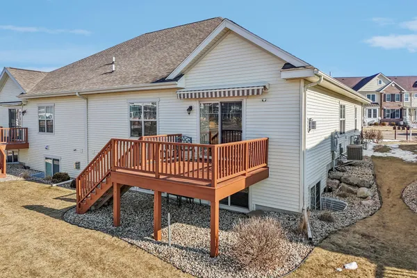 $525,000 | 6795 Village Walk Lane, DeForest, WI 53532