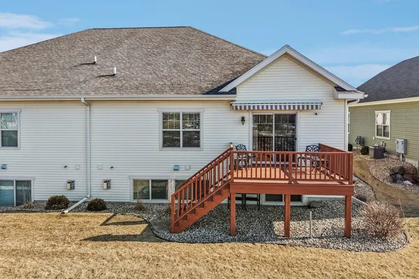 $525,000 | 6795 Village Walk Lane, DeForest, WI 53532
