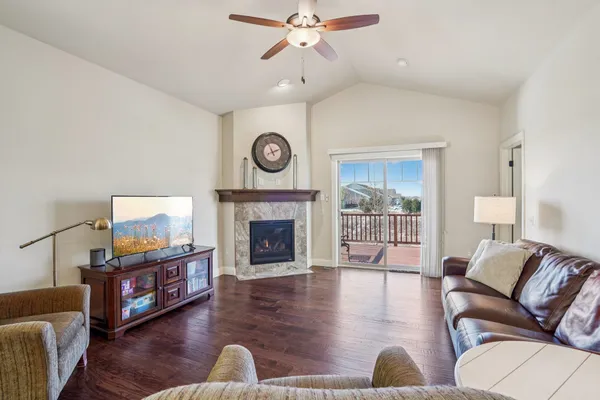 $525,000 | 6795 Village Walk Lane, DeForest, WI 53532