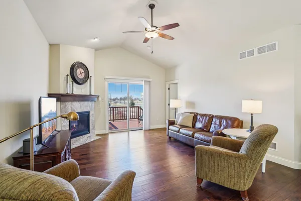 $525,000 | 6795 Village Walk Lane, DeForest, WI 53532