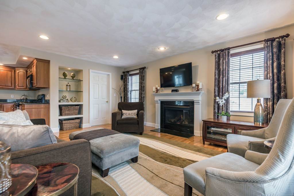 30 Shawsheen Road Andover, MA 01810 - Photo 4 of 30 Gallery Image 4